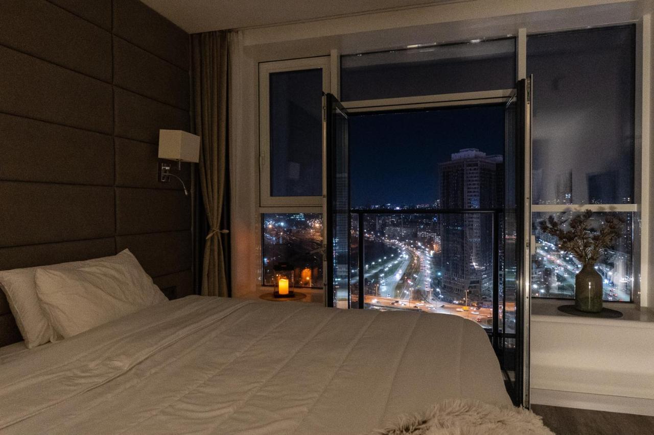 Victory-21 Luxury Apartment Center Киев Экстерьер фото