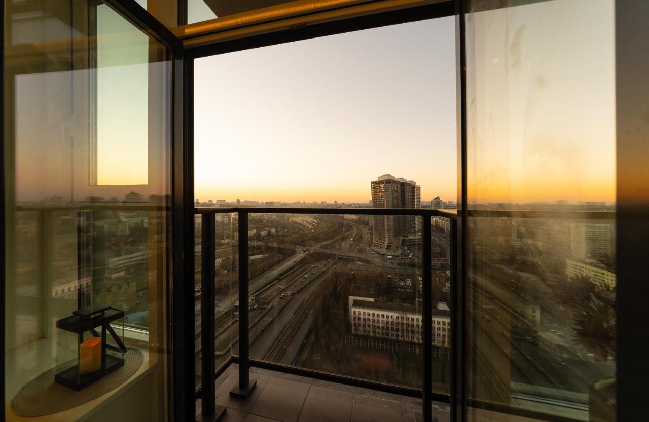 Victory-21 Luxury Apartment Center Киев Экстерьер фото