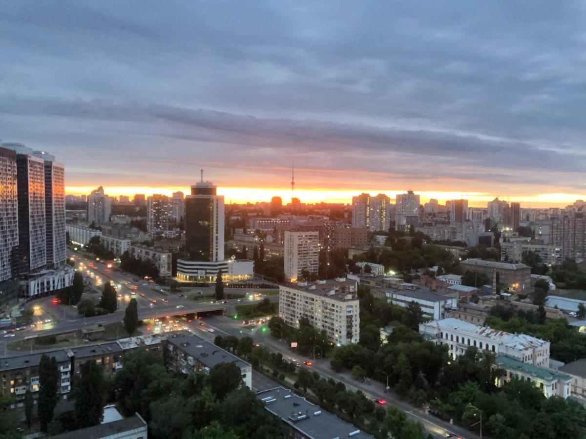 Victory-21 Luxury Apartment Center Киев Экстерьер фото